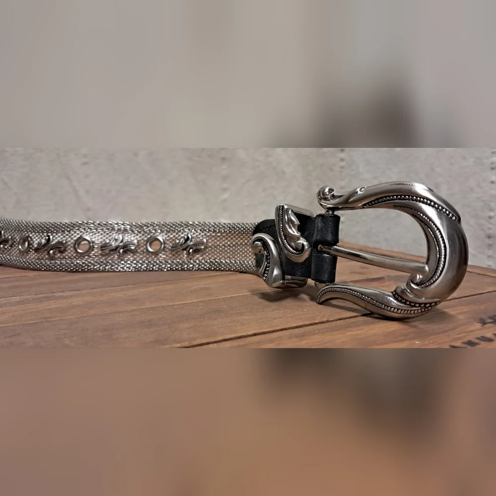 Metal Mesh Vintage Belt With Silver Toned French Buckle 40" - Picture 4 of 4